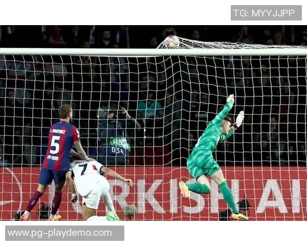 欧冠：莱比锡2-2巴萨！乌龙球瞬间引爆全场焦点分析